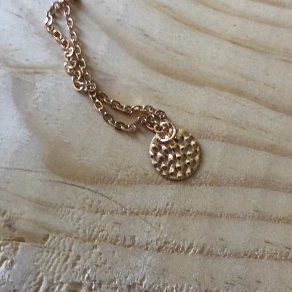 NWT gold necklace - Picture 2 of 2